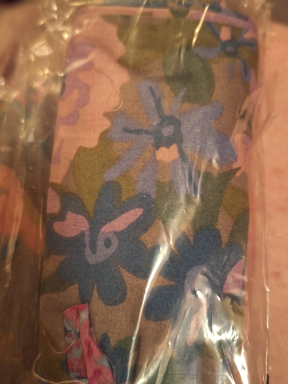 Natural Life Discontinued Mix & Match Bedding Bundle - Fitted Sheet + 4 Pillowca - Picture 6 of 6